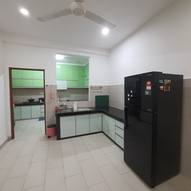Fully Renovated Fully Furnished Taman Jana Utama - photo 7