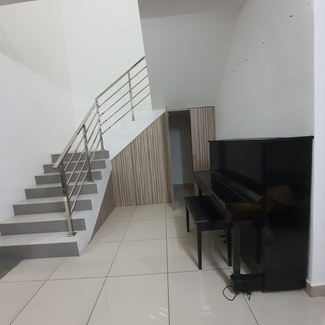 Fully Renovated Fully Furnished Taman Jana Utama - photo 8