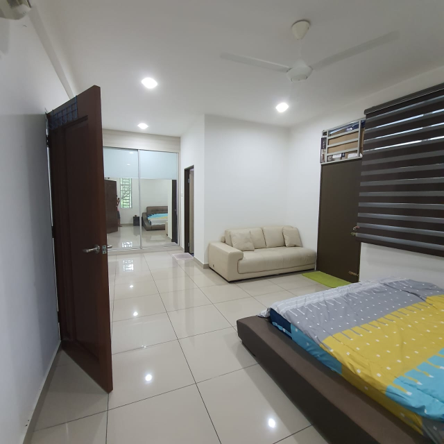 Fully Renovated Fully Furnished Taman Jana Utama - photo 10