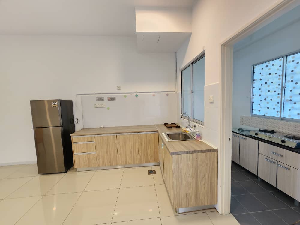 Fully Furnished Crystal Creek For Rent - photo 3