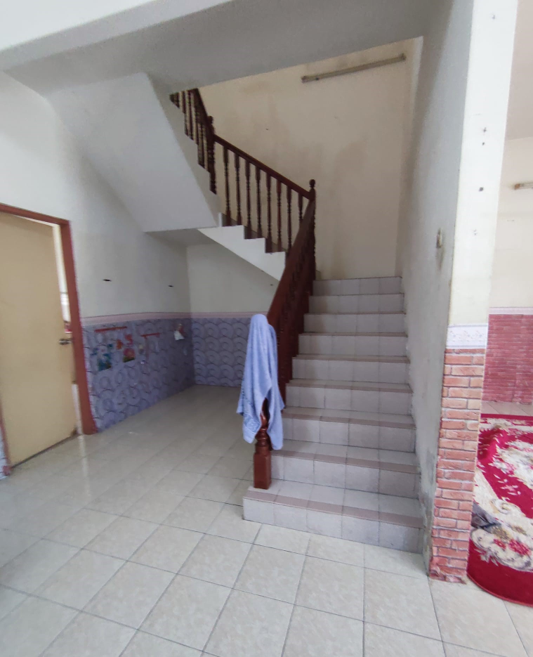 Kamunting Double Storey Endlot Terrace House - photo 5