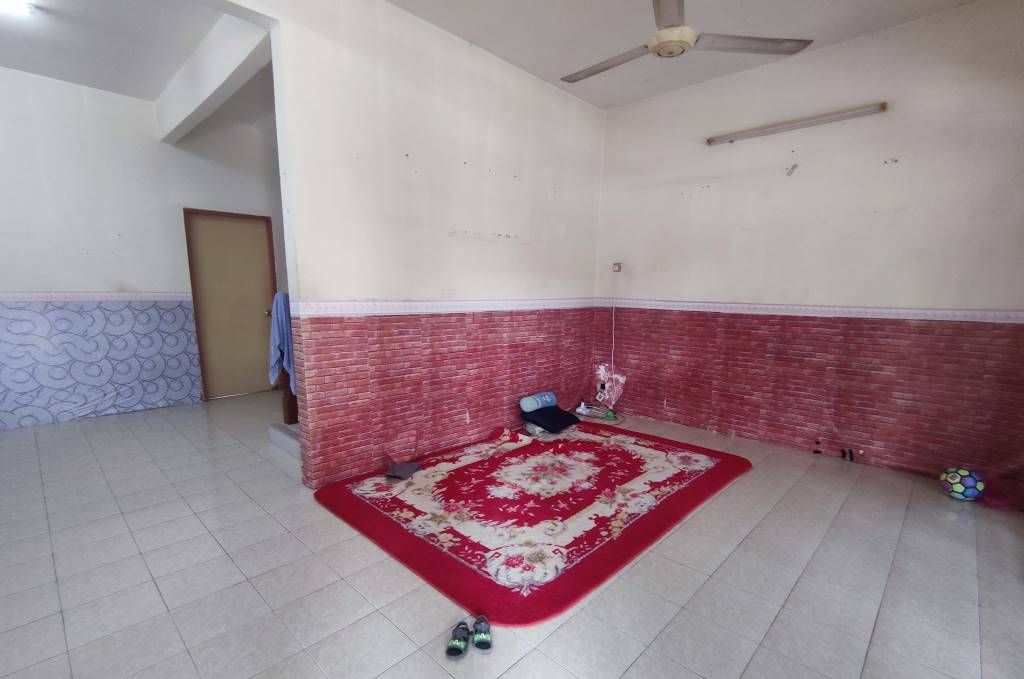 Kamunting Double Storey Endlot Terrace House - photo 7