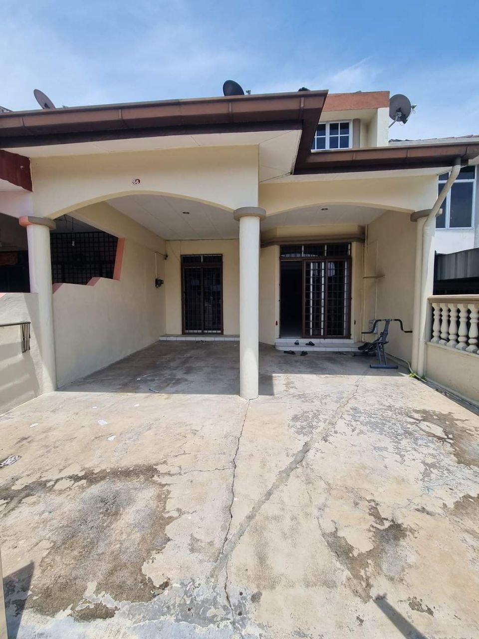 Double Storey Near Lake Garden Taiping For Sale - photo 2