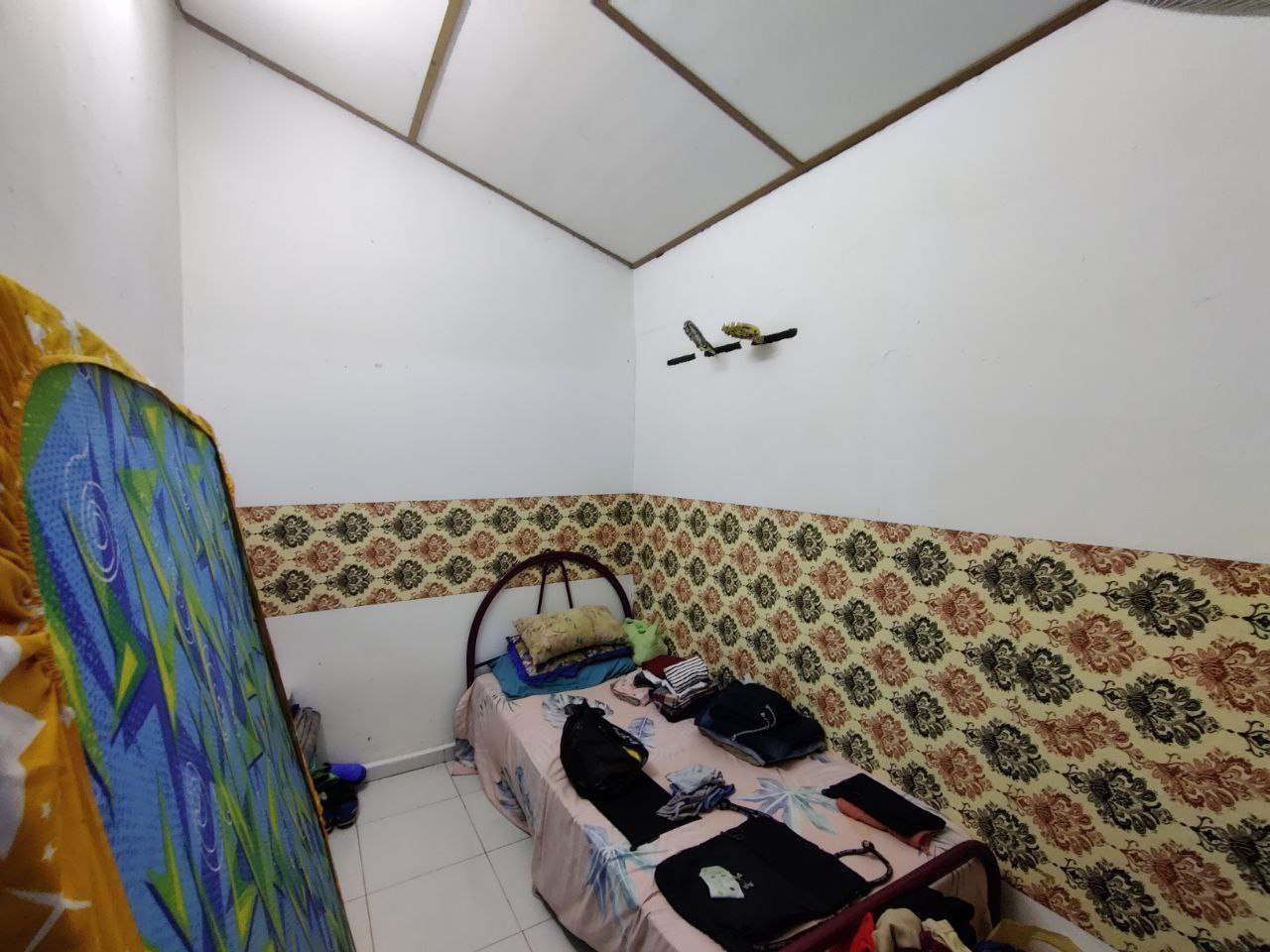 Extend Teres Setingkat Taman Ria utk Dijual - photo 3