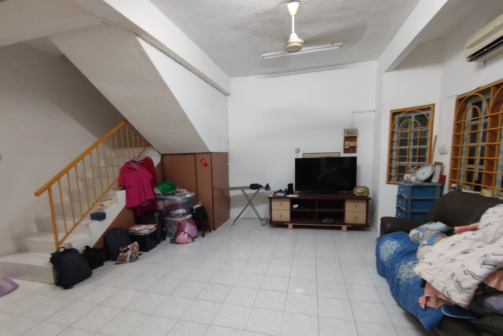 Kamunting Double Storey House for sale - photo 2
