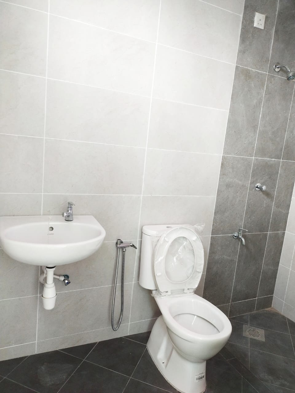 New Double Storey Semi D House For Sale - photo 3