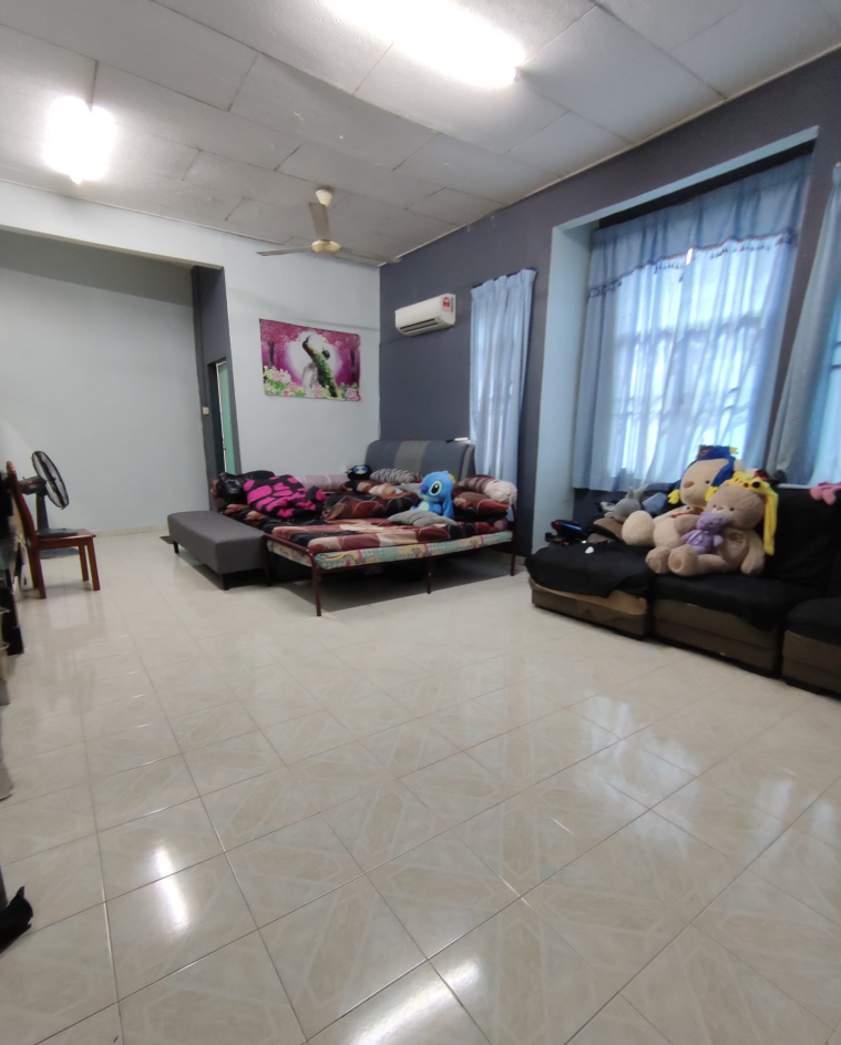 Simpang Taman Ria Double Storey House For Sale - photo 4