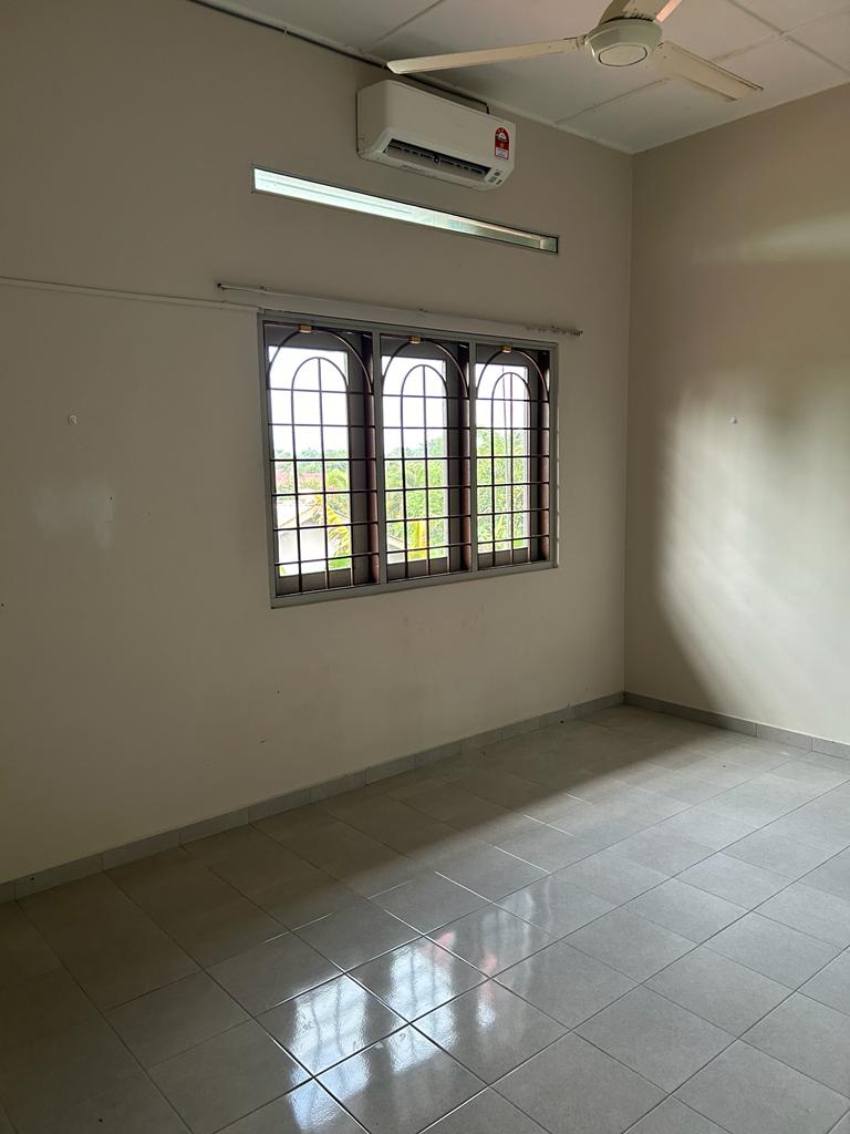 Double Storey Semi D Near Aeon Kamunting For Sale - photo 7