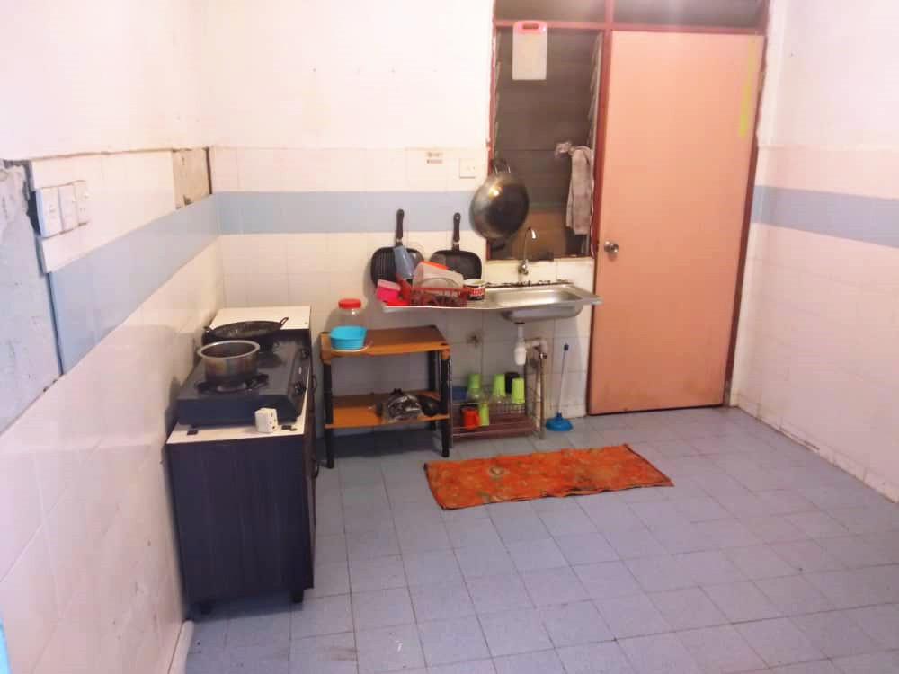SA2204 0652 PKNS flat Sek 7 Shah Alam by Emily - photo 6