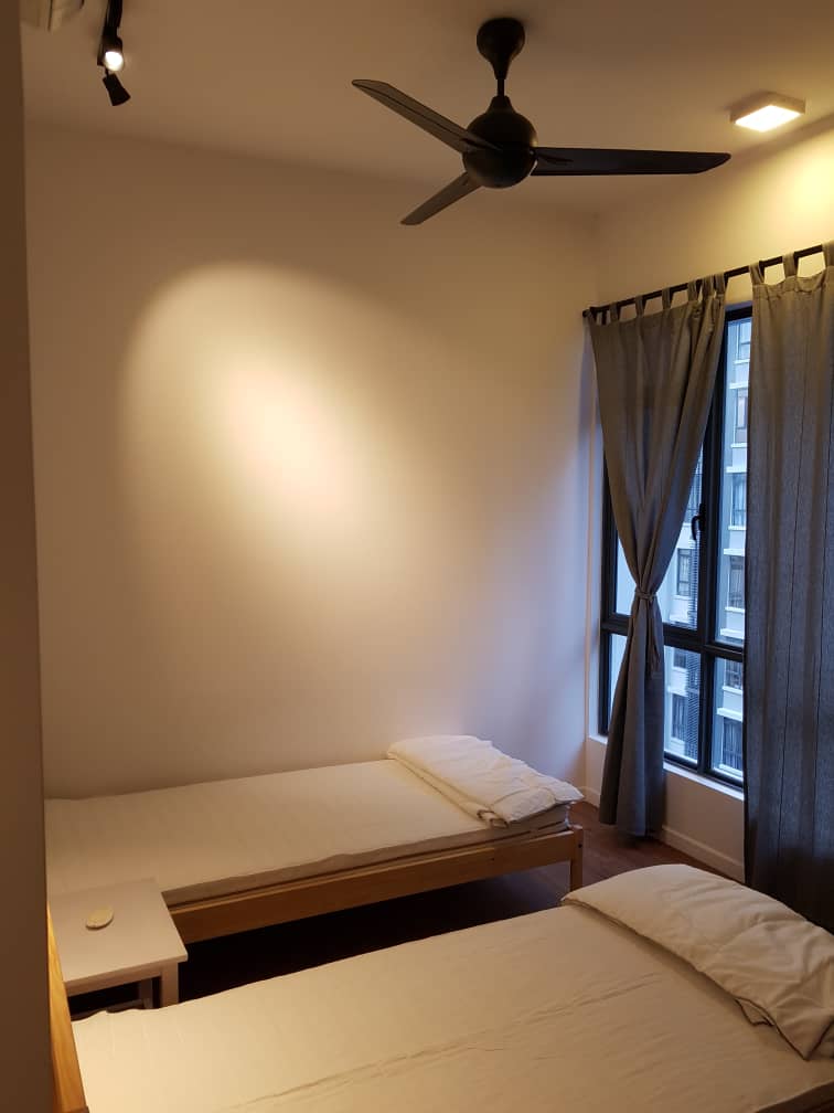 Utropolis Suites 1 Glenmarie WTS by Jr - photo 5