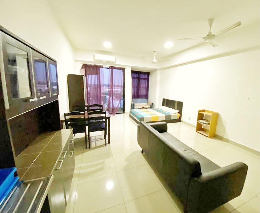 Utropolis Suites 2 Glenmarie Shah Alam by Jr - photo 5