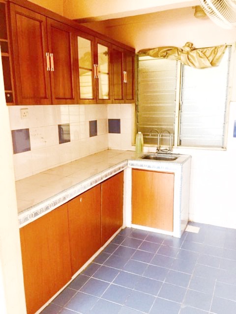 PKNS flat Sek 7 Shah Alam by JR - photo 2