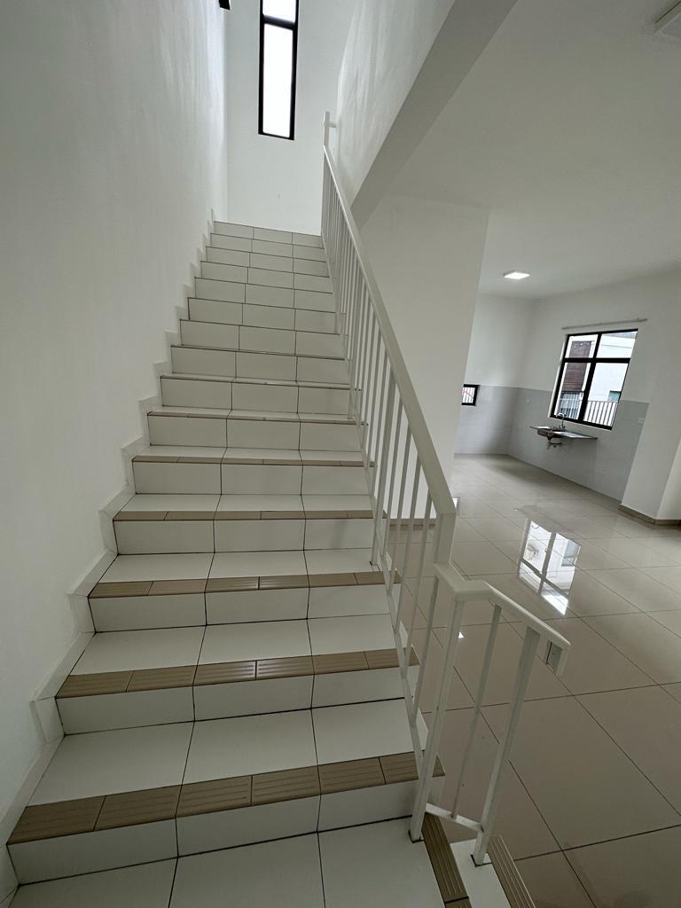 Avenham Type F Puncak Alam by Matt - photo 3