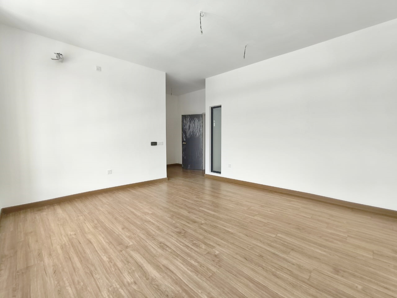 Brand New  2 Storey 4 Bedrooms Elmina green 5 by Matt - photo 6