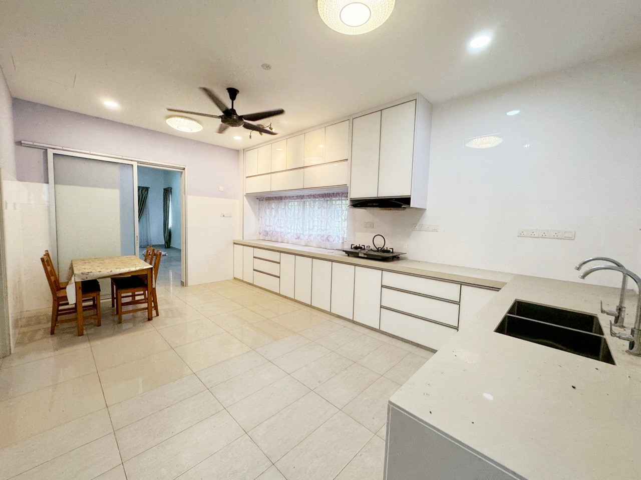 Corner 2 Sty Ixora Bandar Seri Coalfields by Kevin - photo 2