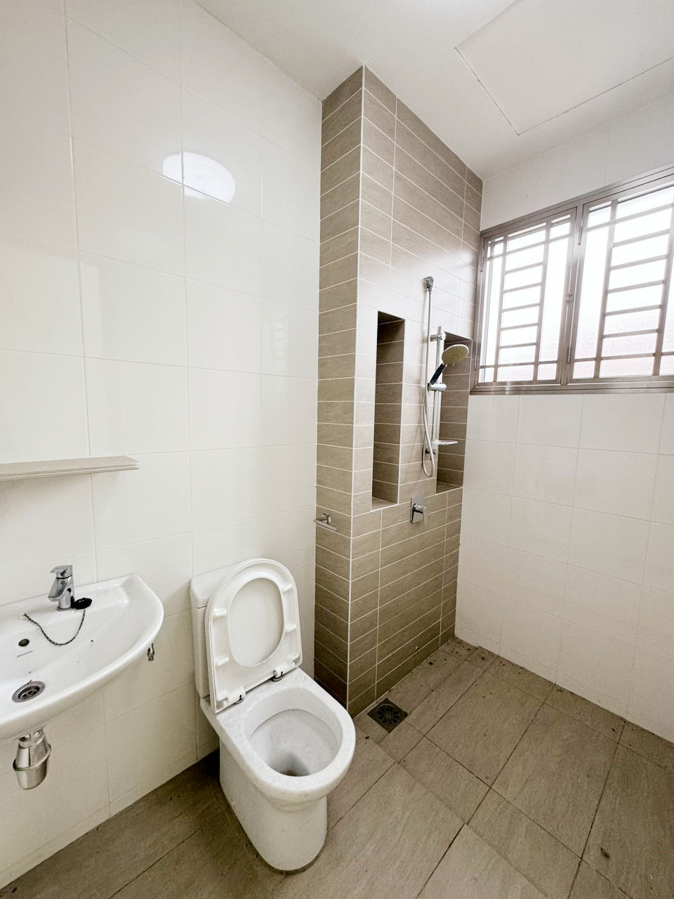 Corner 2 Sty Ixora Bandar Seri Coalfields by Kevin - photo 6