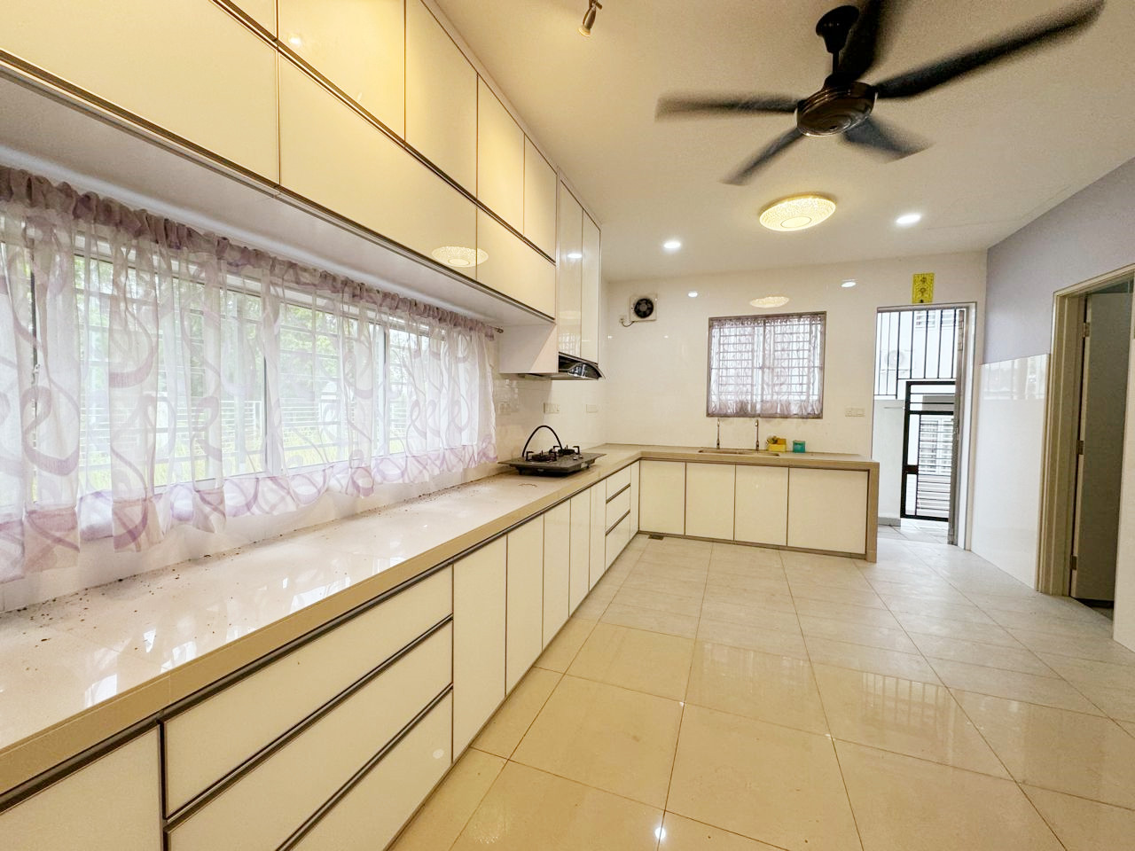 Corner 2 Sty Ixora Bandar Seri Coalfields by Kevin - photo 10