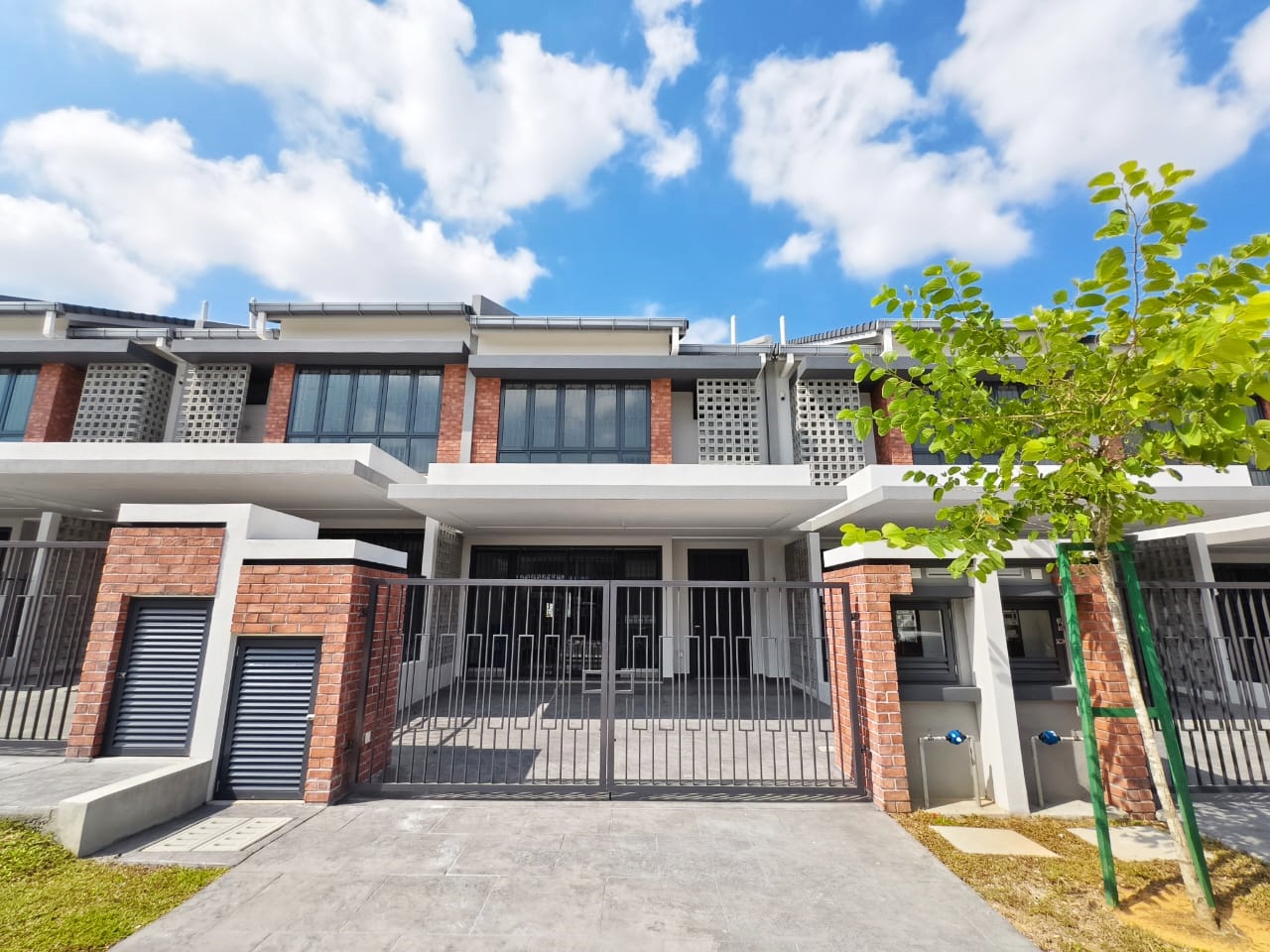 2 Storey Elmina green 4 by Matt - photo 2