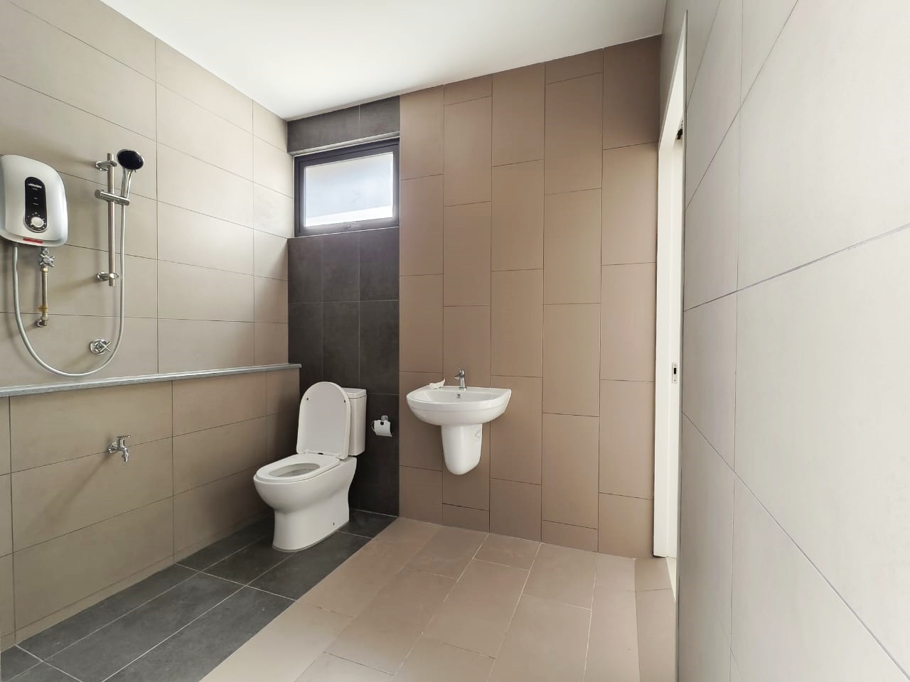 2 Storey Elmina green 4 by Matt - photo 5