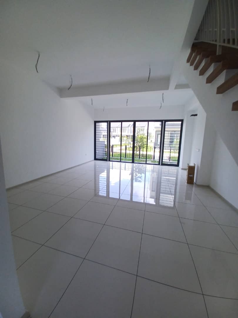 2 Sty Ilham Elmina Garden Shah Alam by Kevin - photo 2