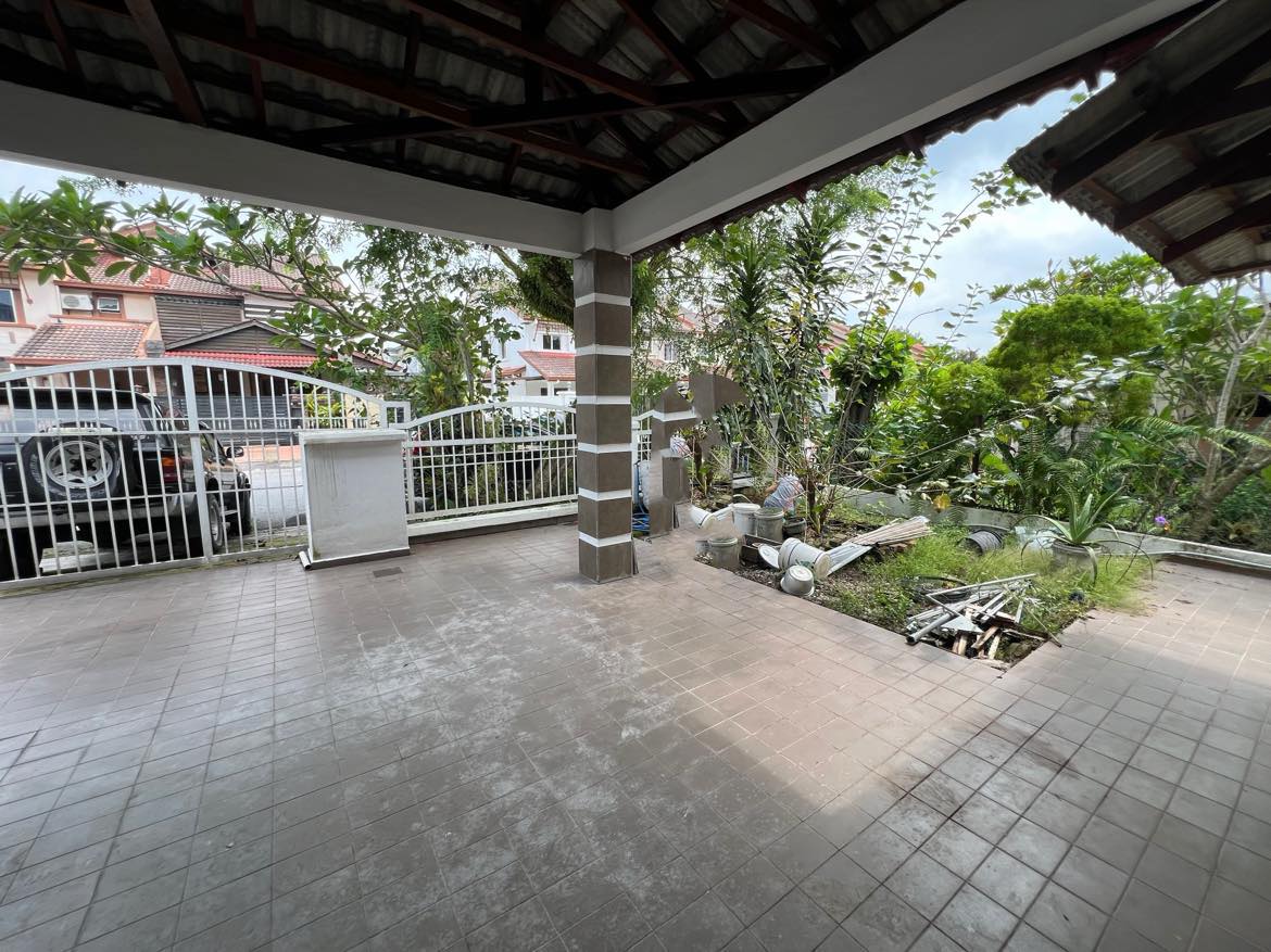 Anggerik Tainia, Kota Kemuning WTS by JR - photo 2