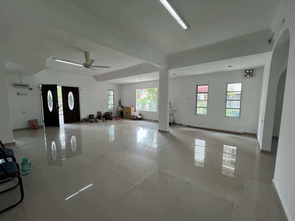Anggerik Tainia, Kota Kemuning WTS by JR - photo 4