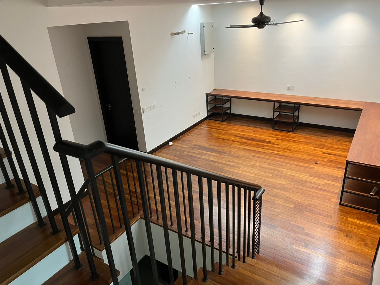 Duta Villa 3 Storey Setia Alam by Benson - photo 3