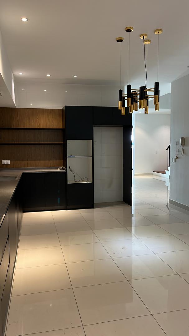Duta Villa 3 Storey Setia Alam by Benson - photo 10