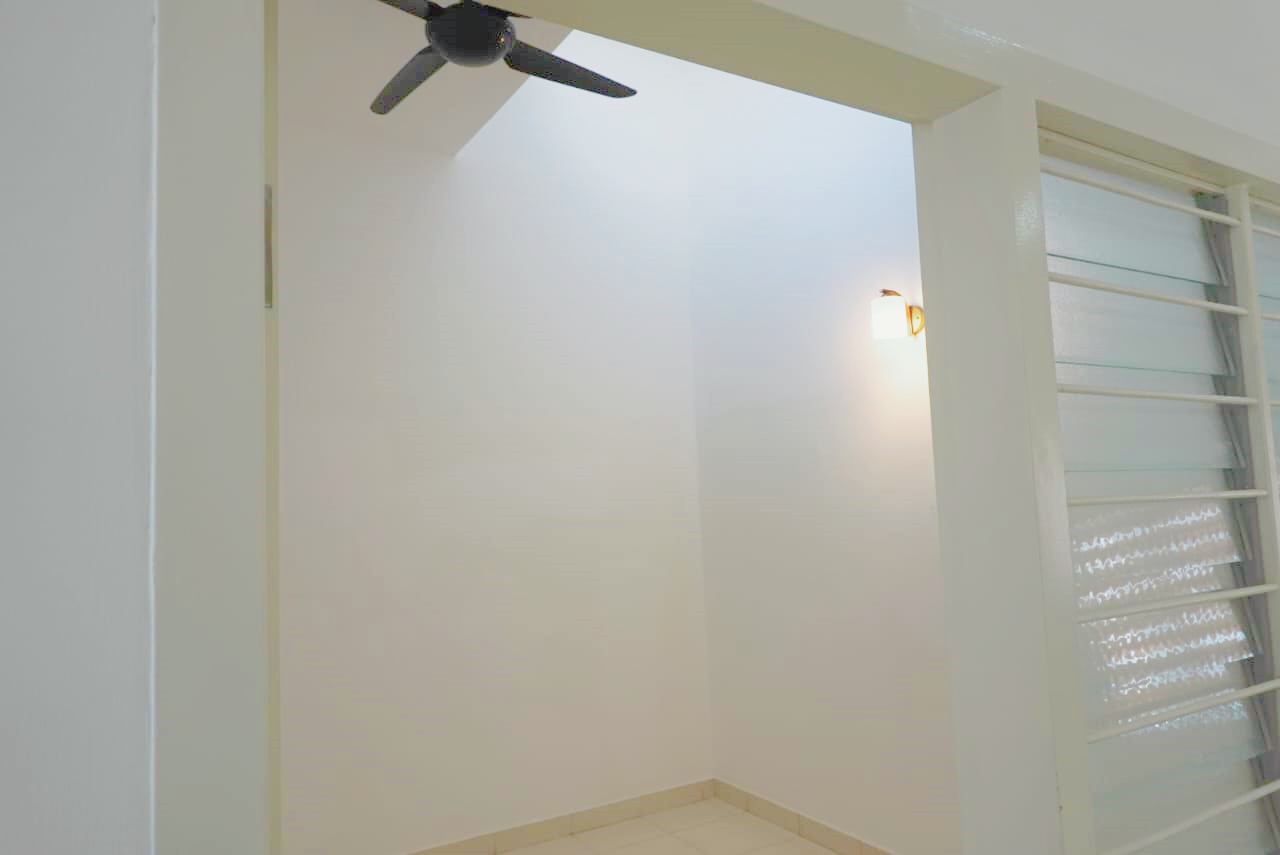 Partly furnish 1 sty Pinang Hillpark by Chee Hin - photo 6