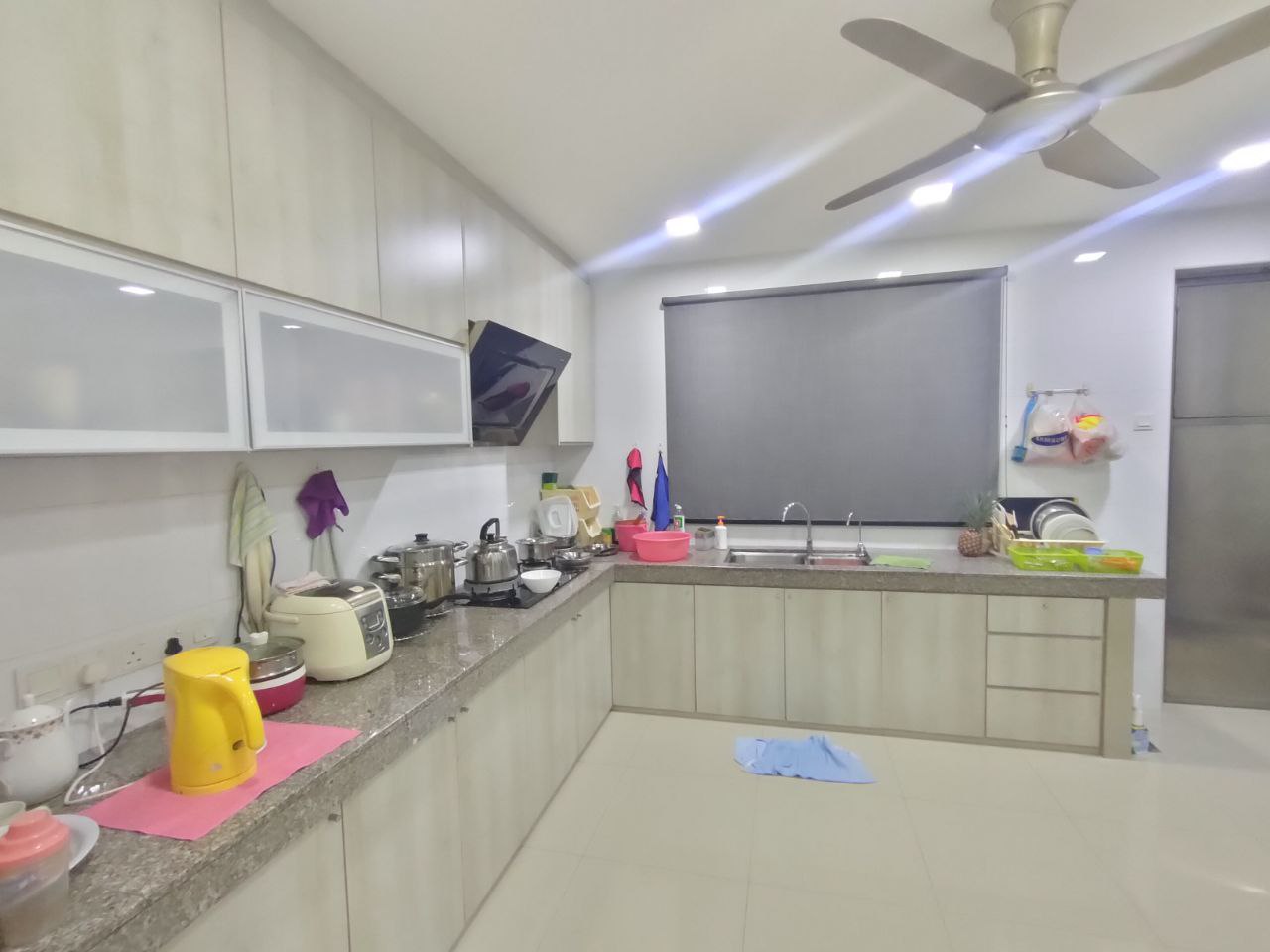3 Storey Laman Rimbunan Kepong by Benson - photo 2