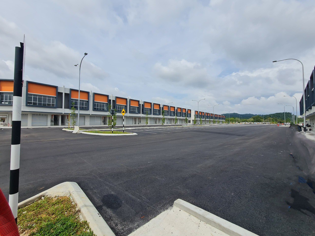 37x70 Shop Suria Square Bandar Puncak Alam - photo 5