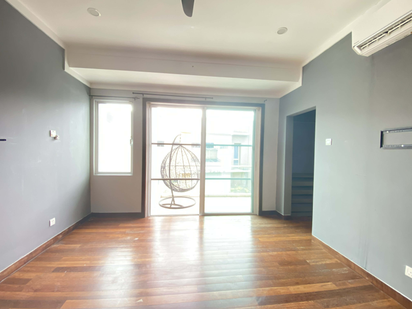 Aqua Villa Townhouse Sek 7 Shah Alam by Emily - photo 8