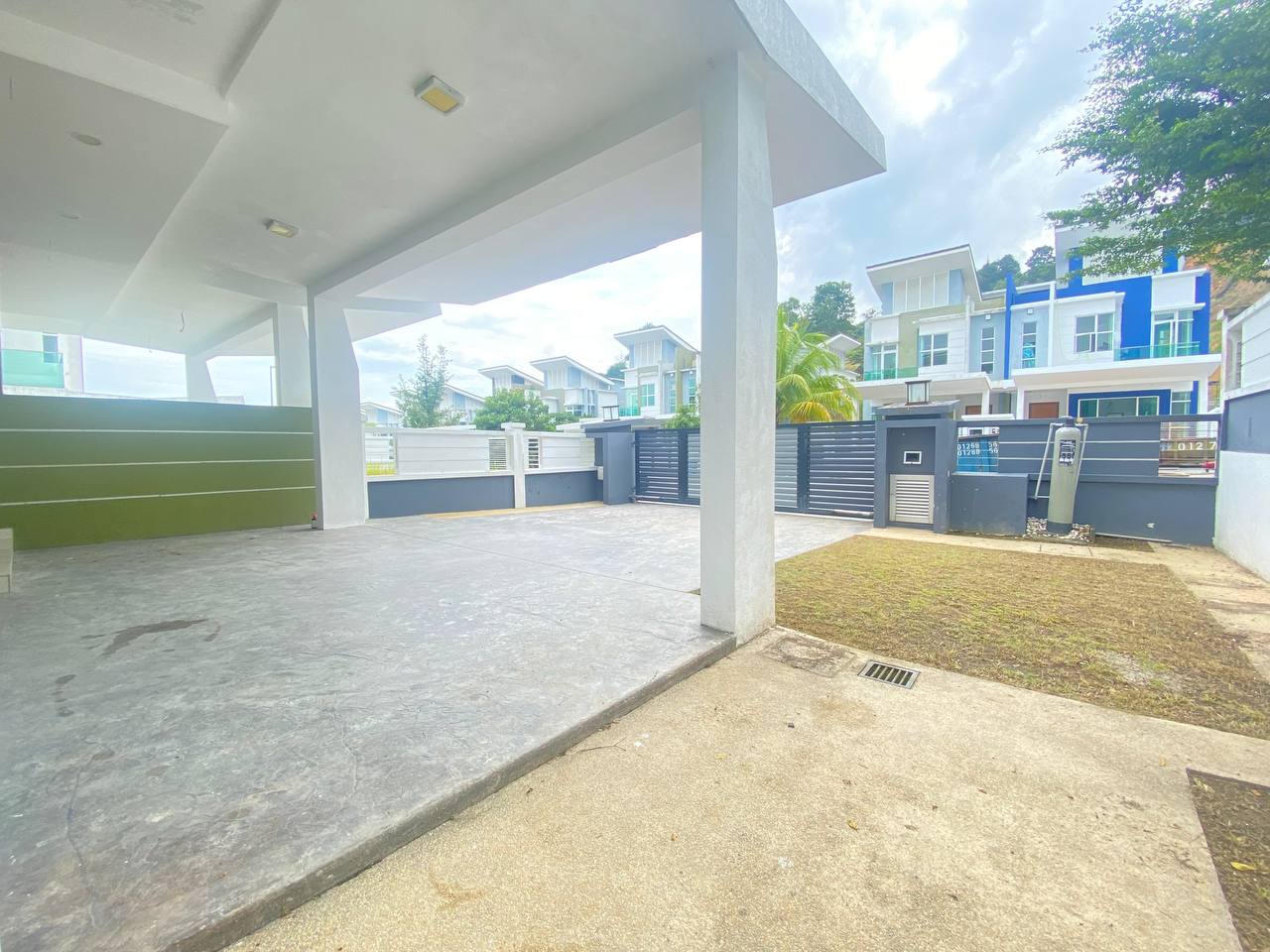 Semi D House Greenhill Residence U10 by Emily - photo 3