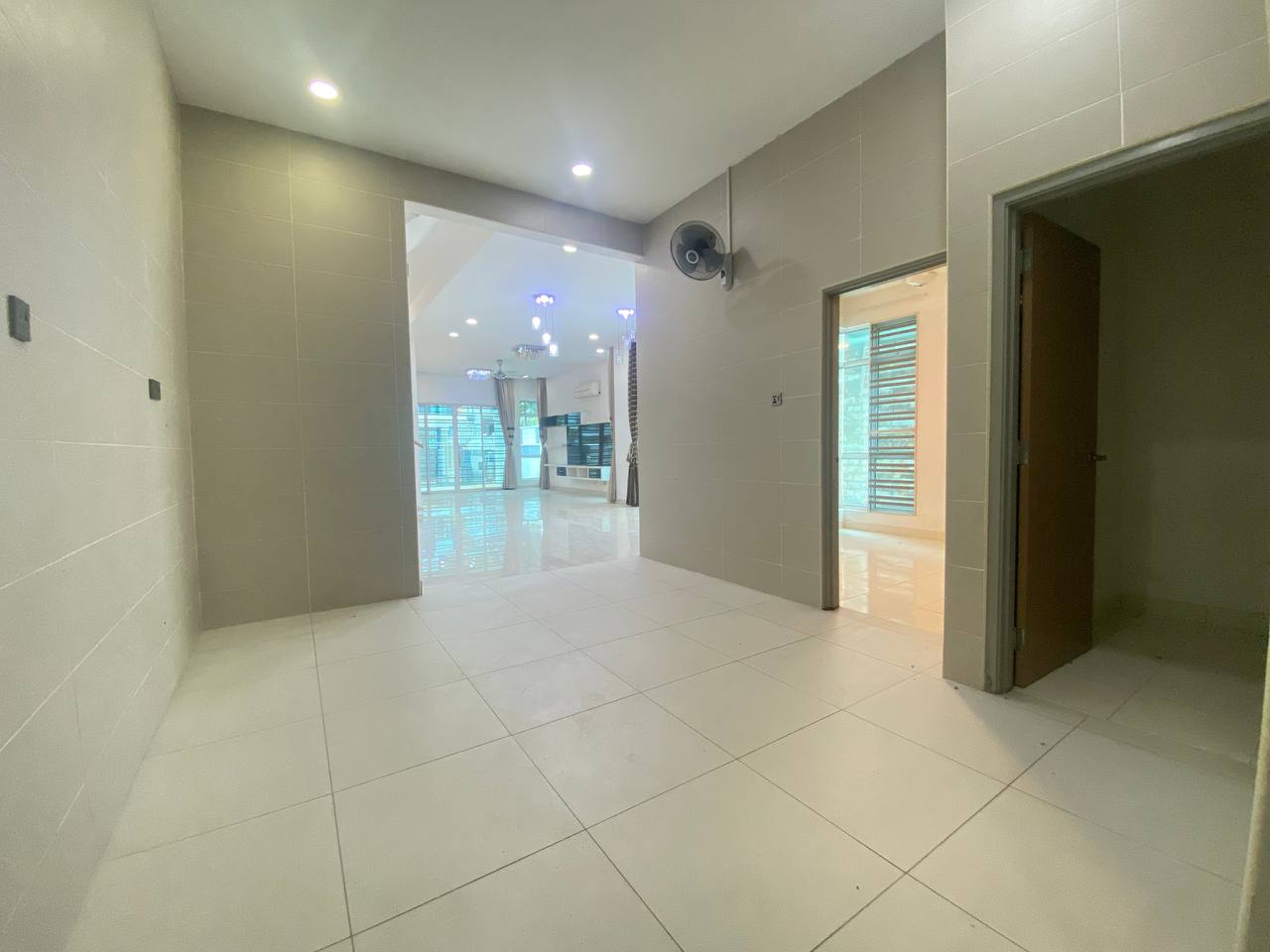 Semi D House Greenhill Residence U10 by Emily - photo 6