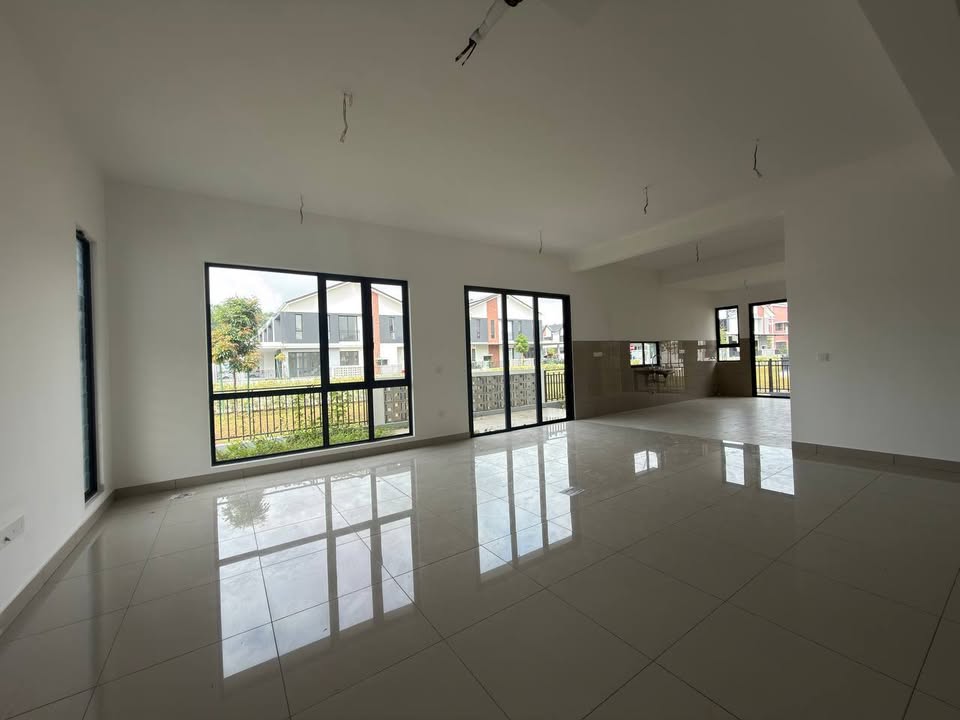 Corner Ilham 2 by Chee Hin - photo 3