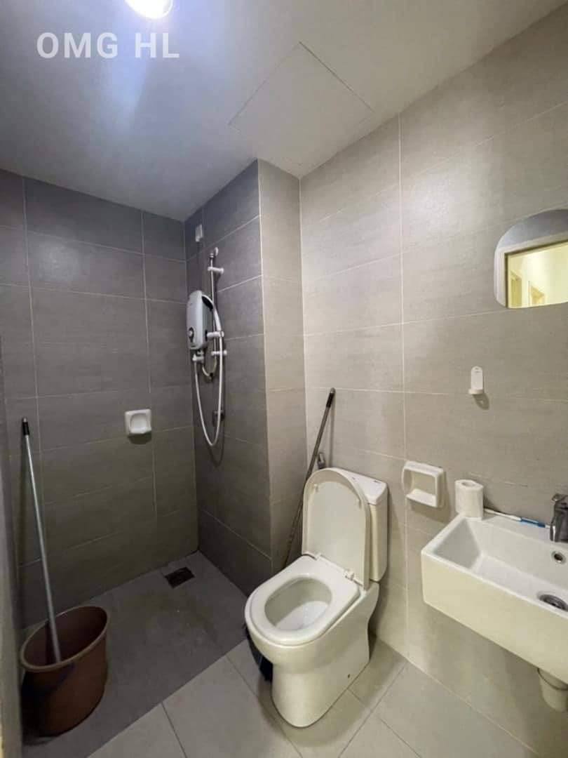 Partially Furnished Gravit 8 Kota Bayuemas Klang C - photo 10