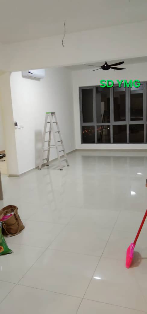 Gravit 8 Kota Bayuem ...
