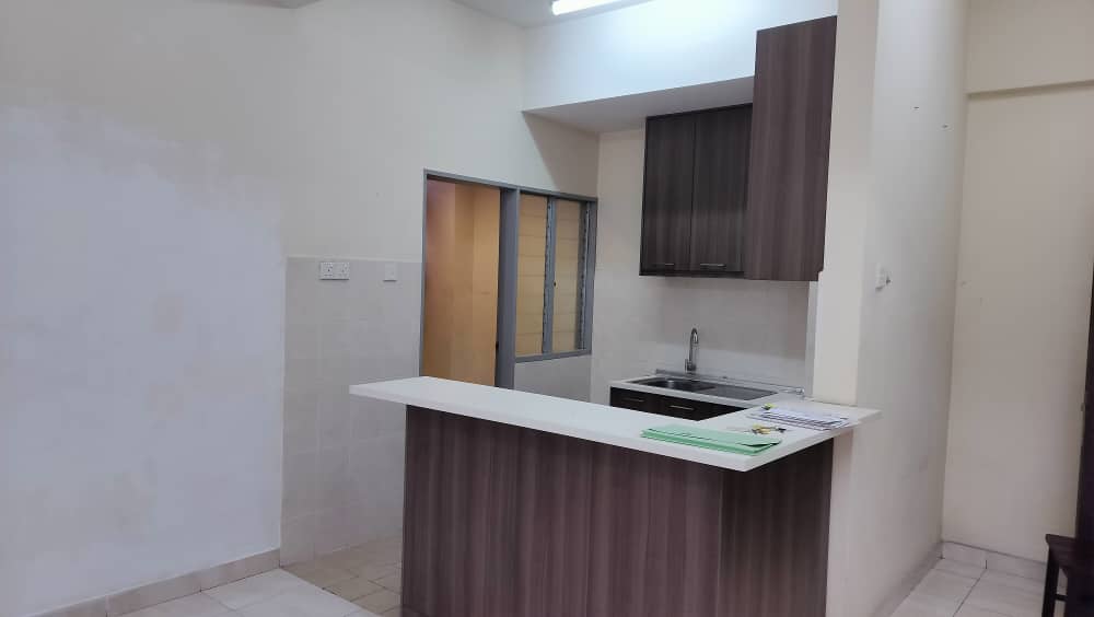 Lagoon Suites Partially Furnished Rent - photo 4