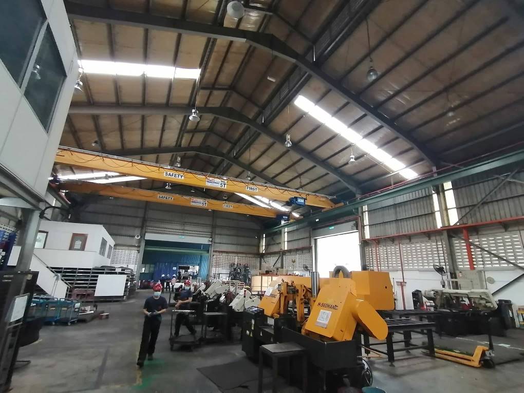 Detached factory at Taman Perindustrian Kip - photo 2