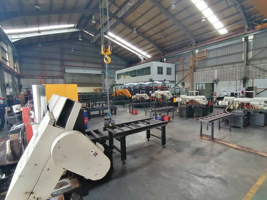 Detached factory at Taman Perindustrian Kip - photo 3