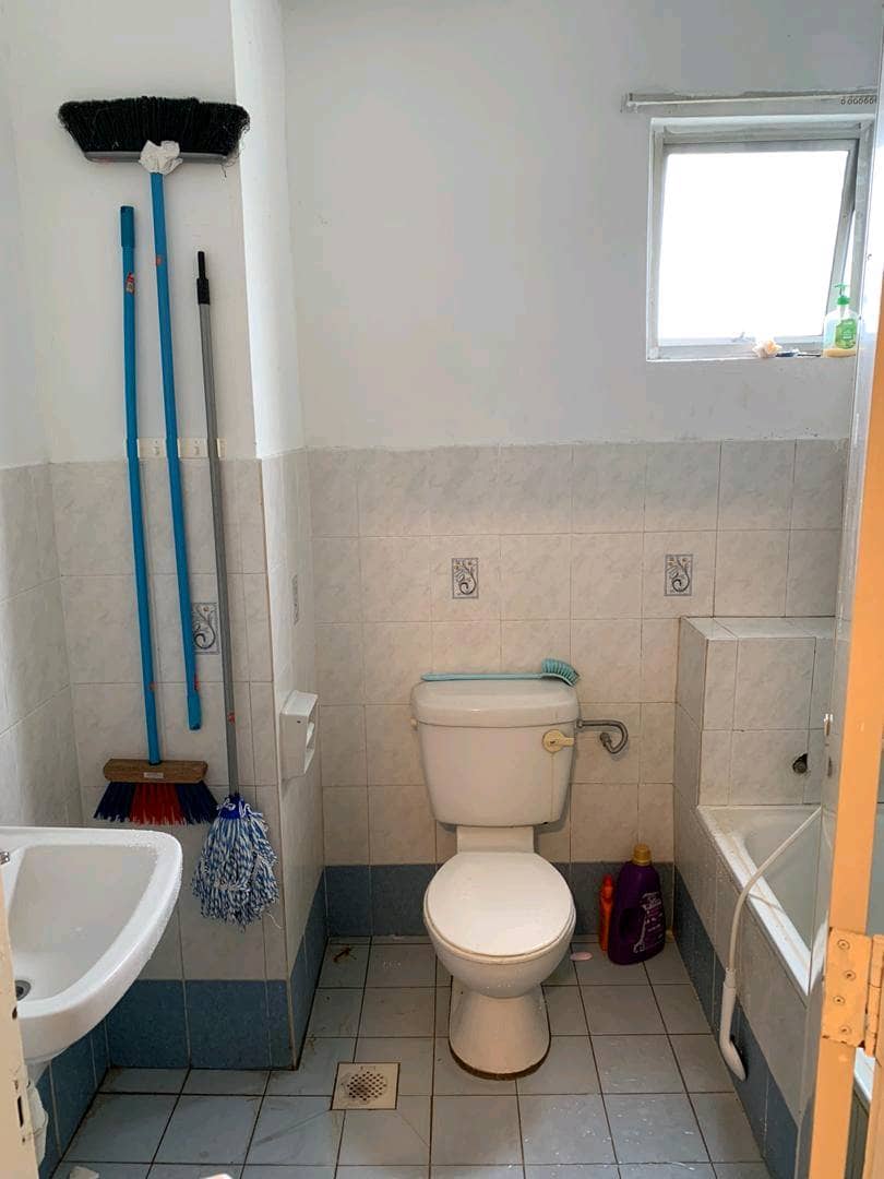 Partly Furnisher Ridzuan Condo for Rent 1190sf - photo 3