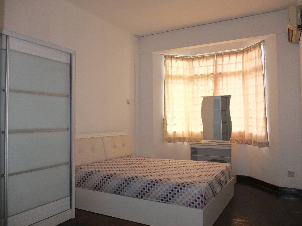 Partly Furnisher Ridzuan Condo for Rent 1190sf - photo 5