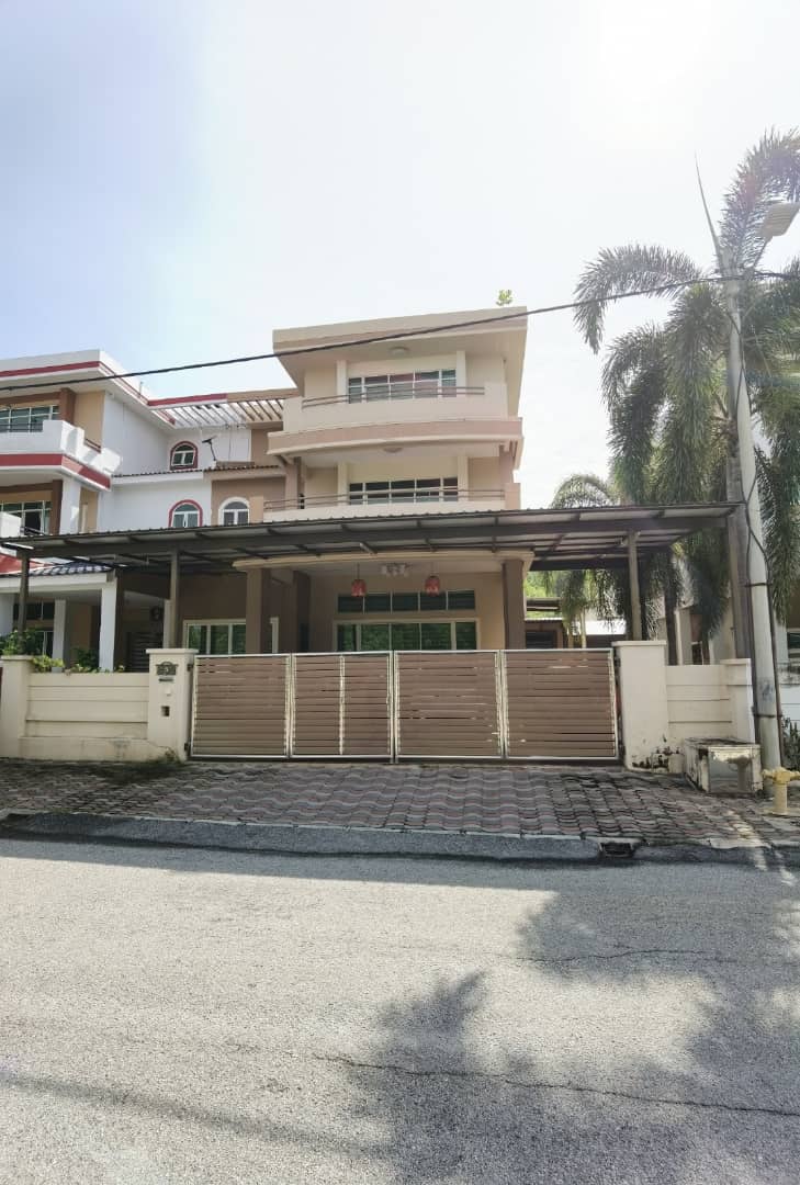 Taman Pulai Mutiara Ipoh 3 Storey Semi D House