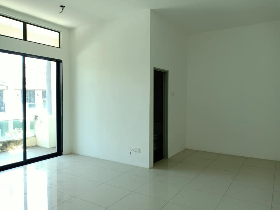 Brand New Lapangan Hartamas Double Storey House - photo 6