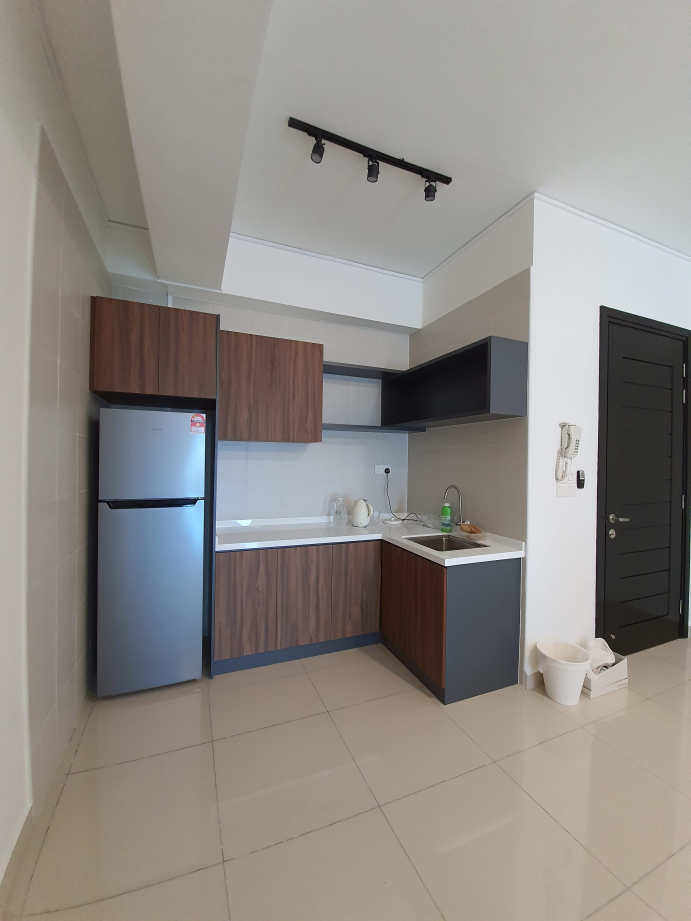 Fully Furnished D Festivo Condo for Rent - photo 5