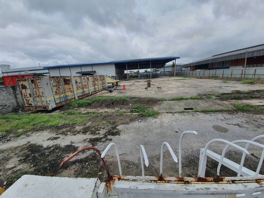 Factory at Kawasan Perindustrian Gopeng, Perak - photo 3