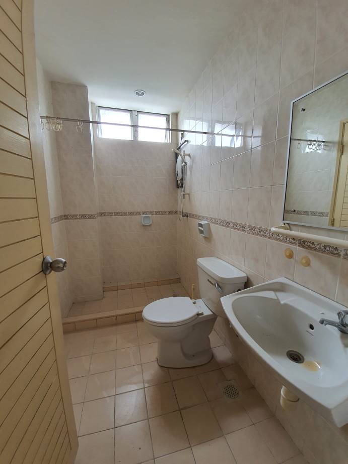 Fully Furnished Condo Near KPJ Hospital Ipoh - photo 8