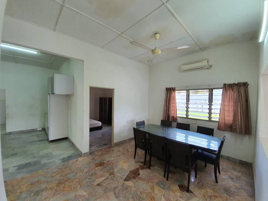 Fully Furnished One Storey Bungalow  Pasir Puteh - photo 3