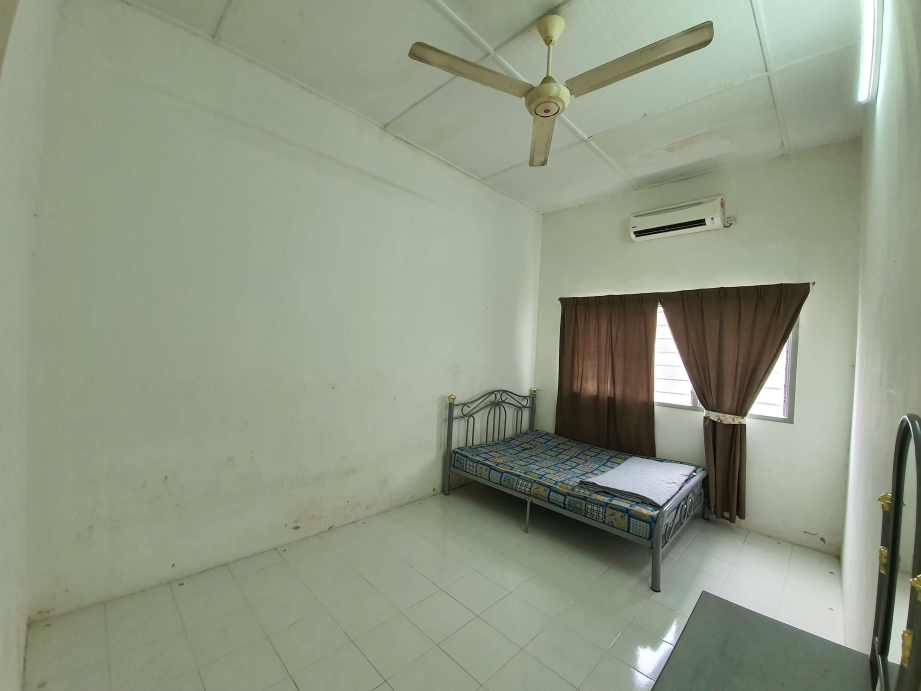 Fully Furnished One Storey Bungalow  Pasir Puteh - photo 8