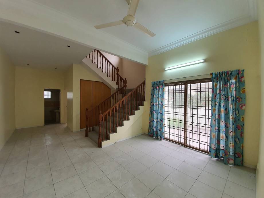Pasir Puteh Ipoh Double Storey Semi D House - photo 2